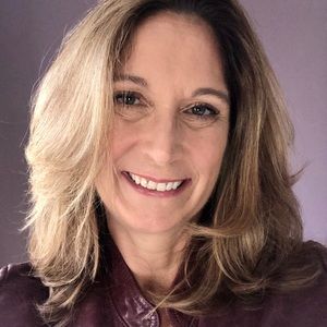 Meet your Posher, Linda